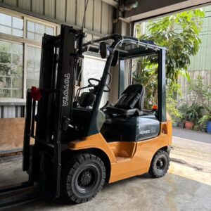 中古坐式汽油/柴油堆高機